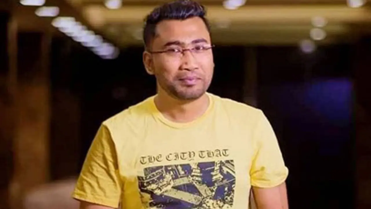 বগুড়ায় আ.লীগ নেতাকে কুপিয়ে হত্যা