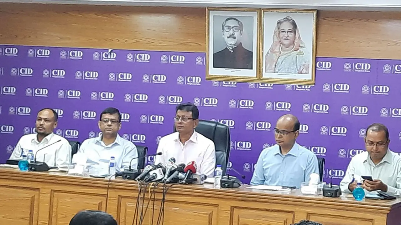 হুন্ডির মাধ্যমে এক বছরে ৭.৮ বিলিয়ন ডলার পাচার : সিআইডি