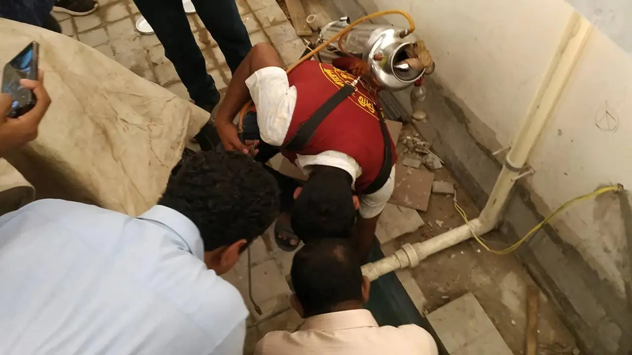 ডেঙ্গু রোধে ধানমন্ডিতে মশা নিধনে অভিযান, জরিমানা