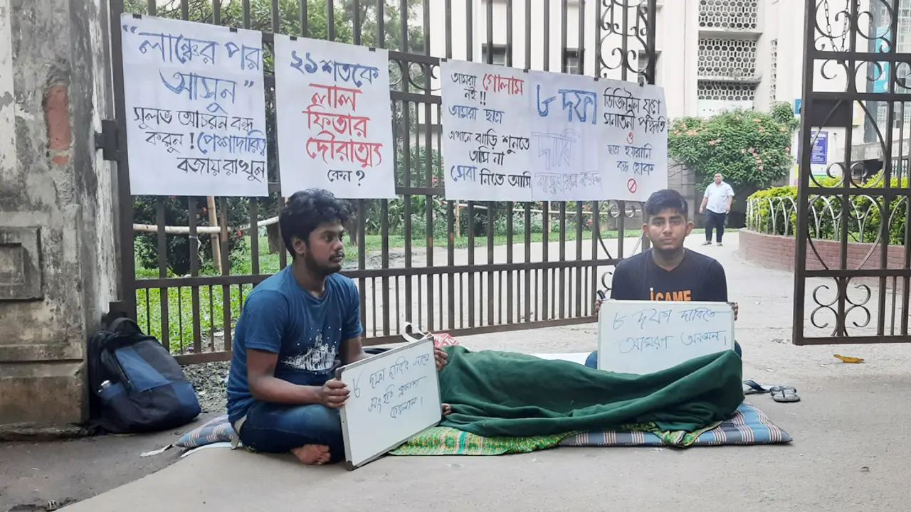 গুরুতর অসুস্থ হলেও ওষুধ নিচ্ছেন না অনশনরত হাসনাত