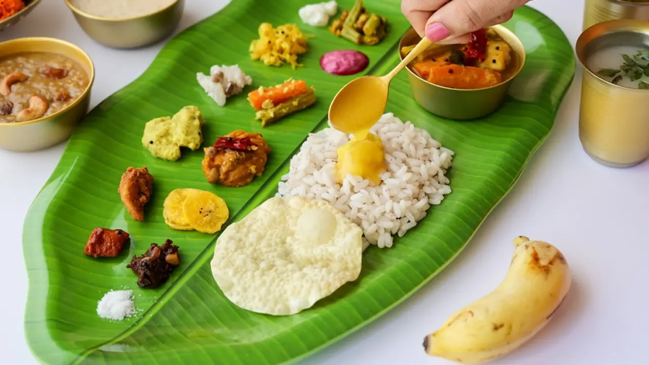 গরম ভাতে ঘি খাওয়ার উপকারিতা