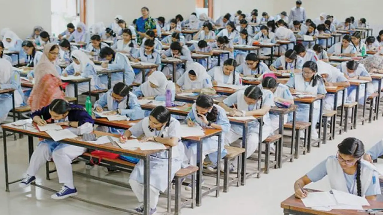 একাদশের বার্ষিক পরীক্ষা ৩ নভেম্বরের মধ্যে