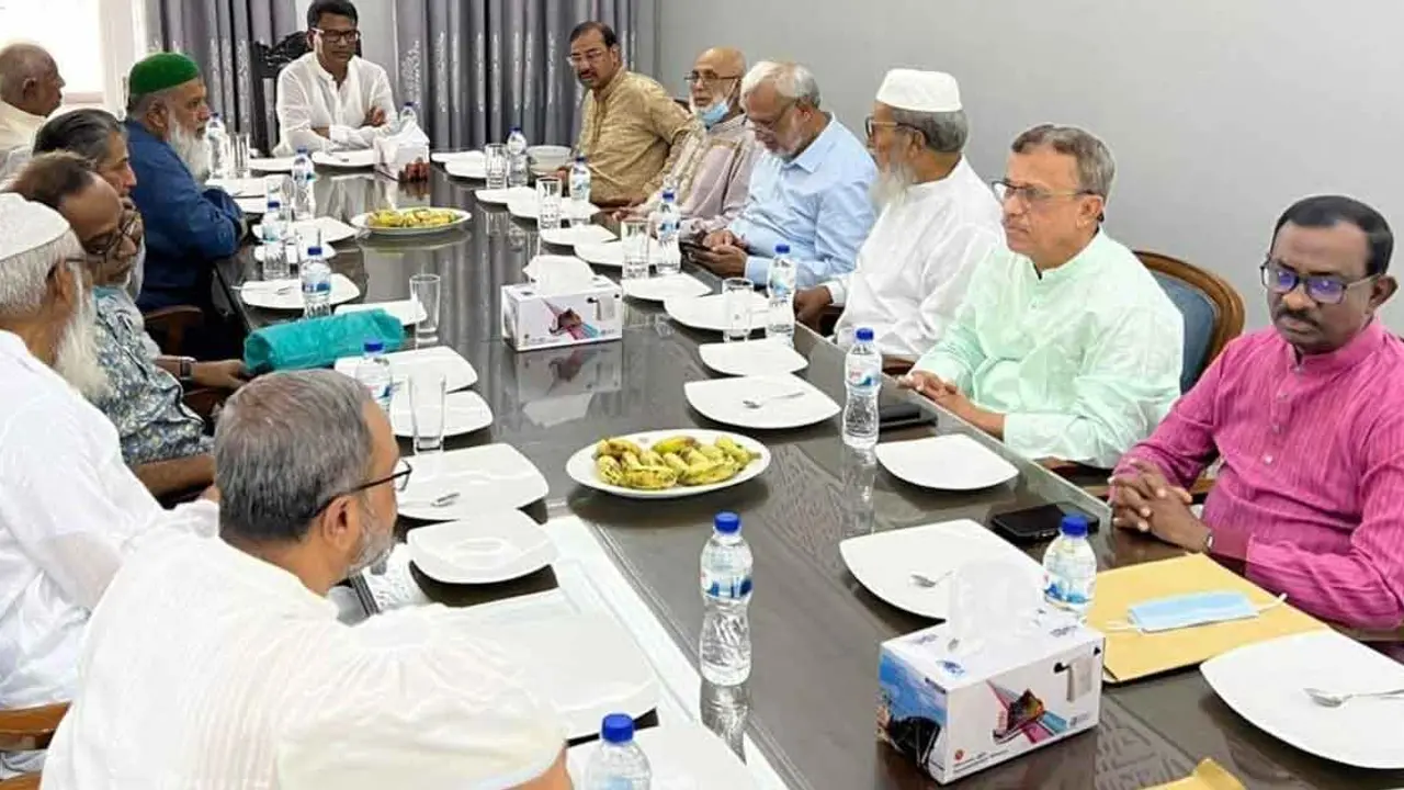 অবৈধপথে সরকার উৎখাতে বিএনপি-জামায়াত নাশকতার সৃষ্টি করছে