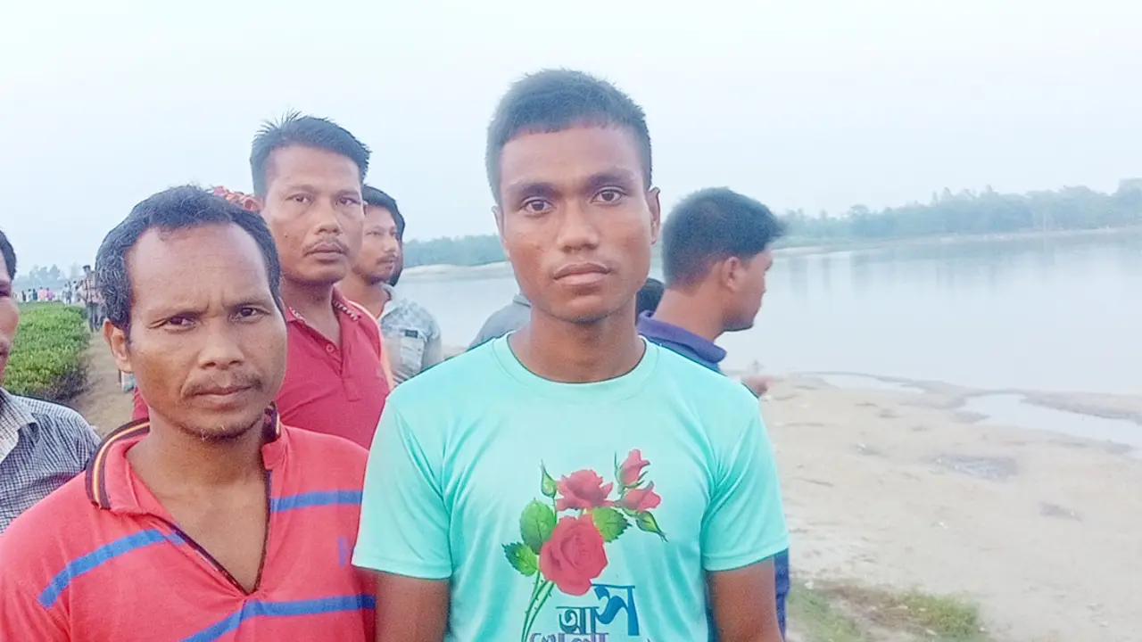মায়ের লাশ না পেয়ে খালি হাতে ফিরলেন ছেলে