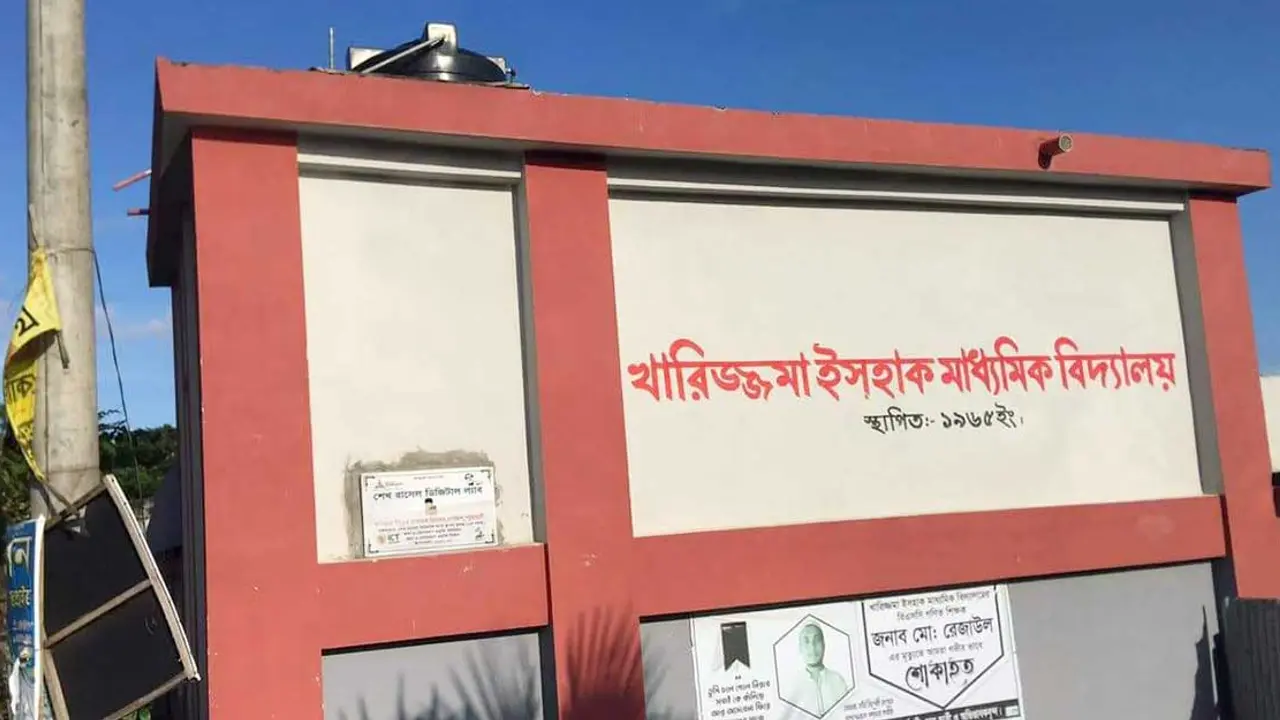 কেন্দ্রে ম্যাজিস্ট্রেট ঝড়, ৫ মিনিটেই বহিষ্কার ৯, তীব্র সমালোচনা