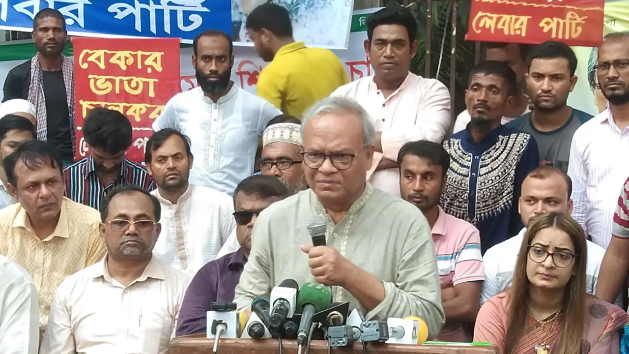 চূড়ান্ত আঘাতের জন্য জনগণ প্রস্তুত : রিজভী