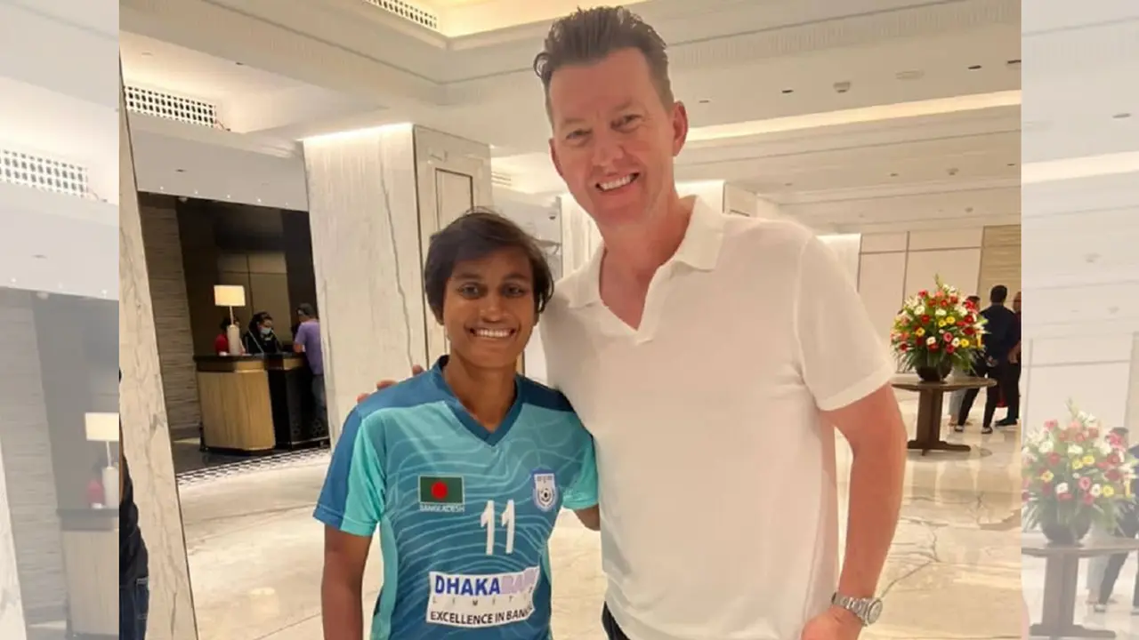 হঠাৎ বাংলাদেশের হোটেলে হাজির ব্রেট লি