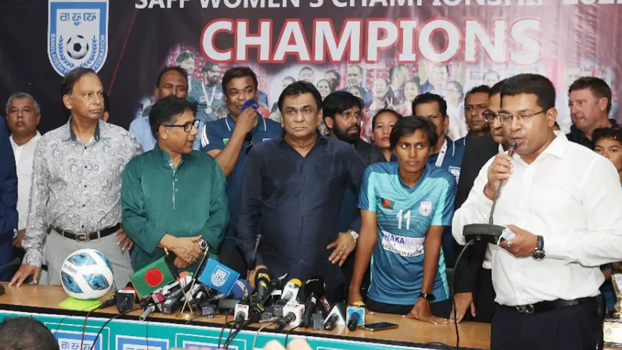 সাবিনাদের জন্য প্রধানমন্ত্রীর কাছে জমি-ফ্ল্যাট চাইবে বাফুফে