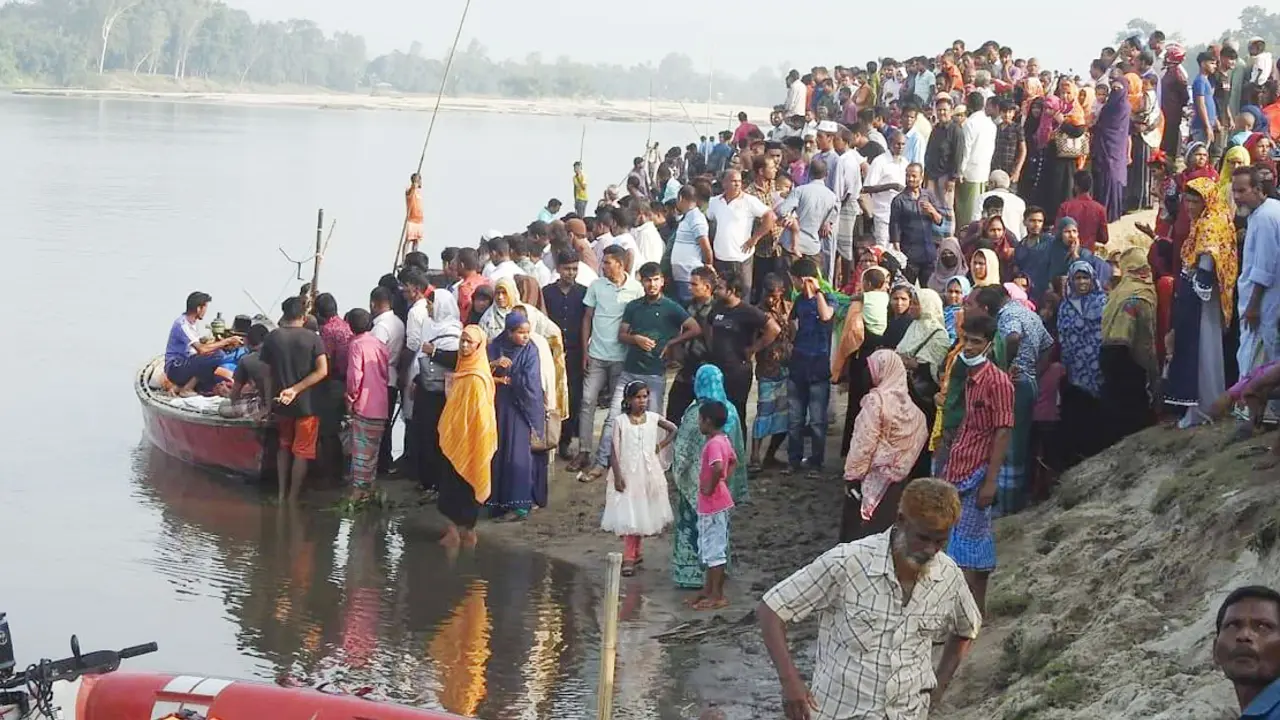 পঞ্চগড়ে নৌকাডুবি : একজন নিখোঁজ থাকলেও উদ্ধার কাজ চলবে