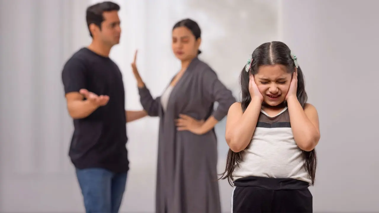 সম্পর্কে সুখী নন? ভালো থাকতে যা করবেন