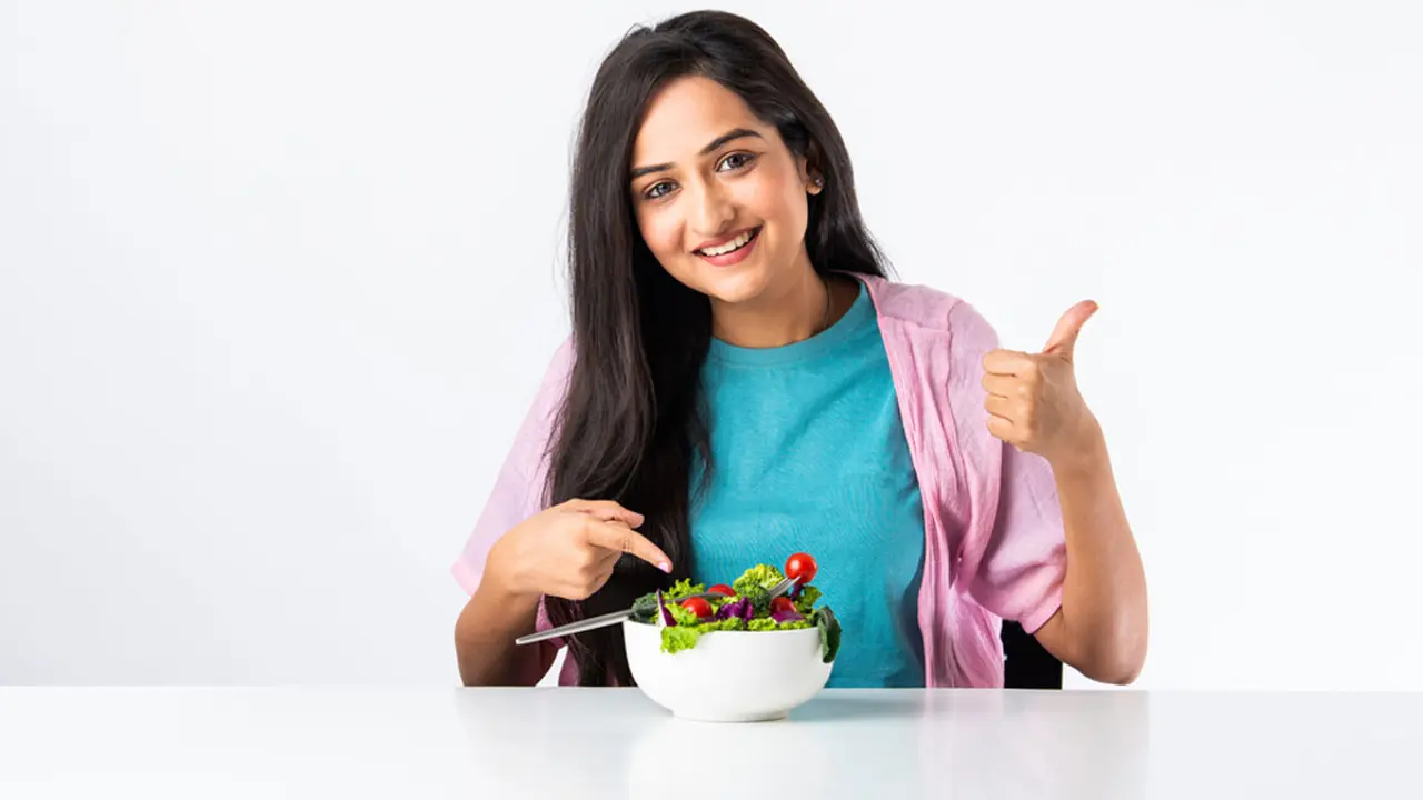 ফ্যাটি লিভার থেকে বাঁচতে যে খাবারগুলো খাবেন
