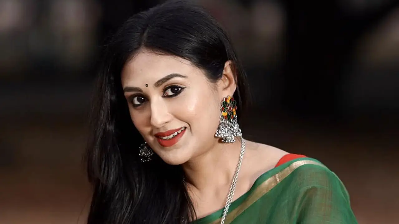 নতুন পরিচয়ে চলচ্চিত্রে ফিরছেন কুসুম শিকদার