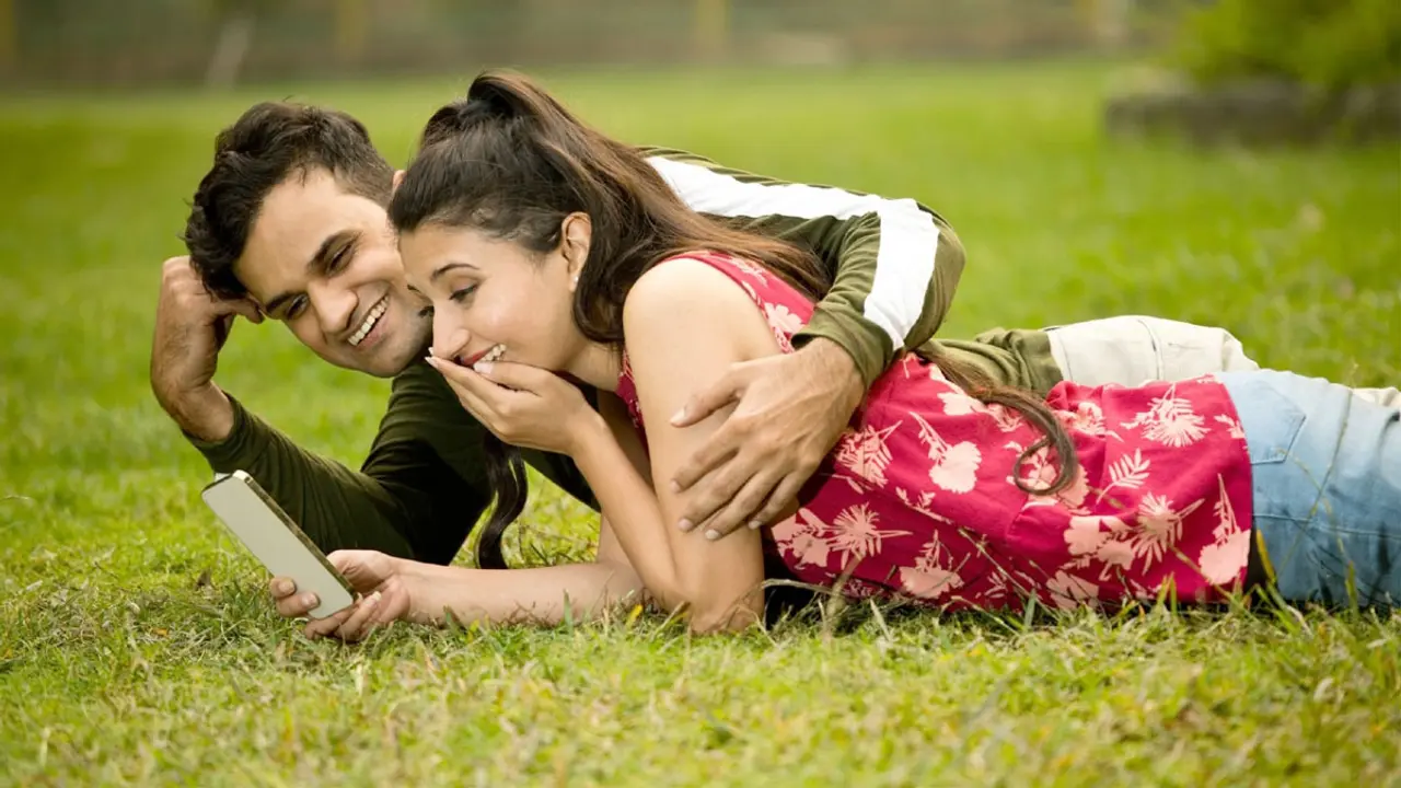 সম্পর্ক হতে পারে এই ৭ ধরনেরও, আপনি কোনটিতে রয়েছেন?