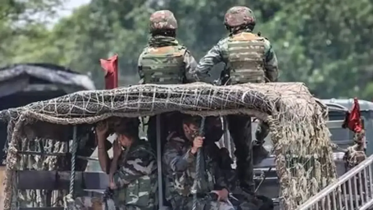 ভারতে সেনা ঘাঁটির ভেতর গোলাগুলি, বহু হতাহত