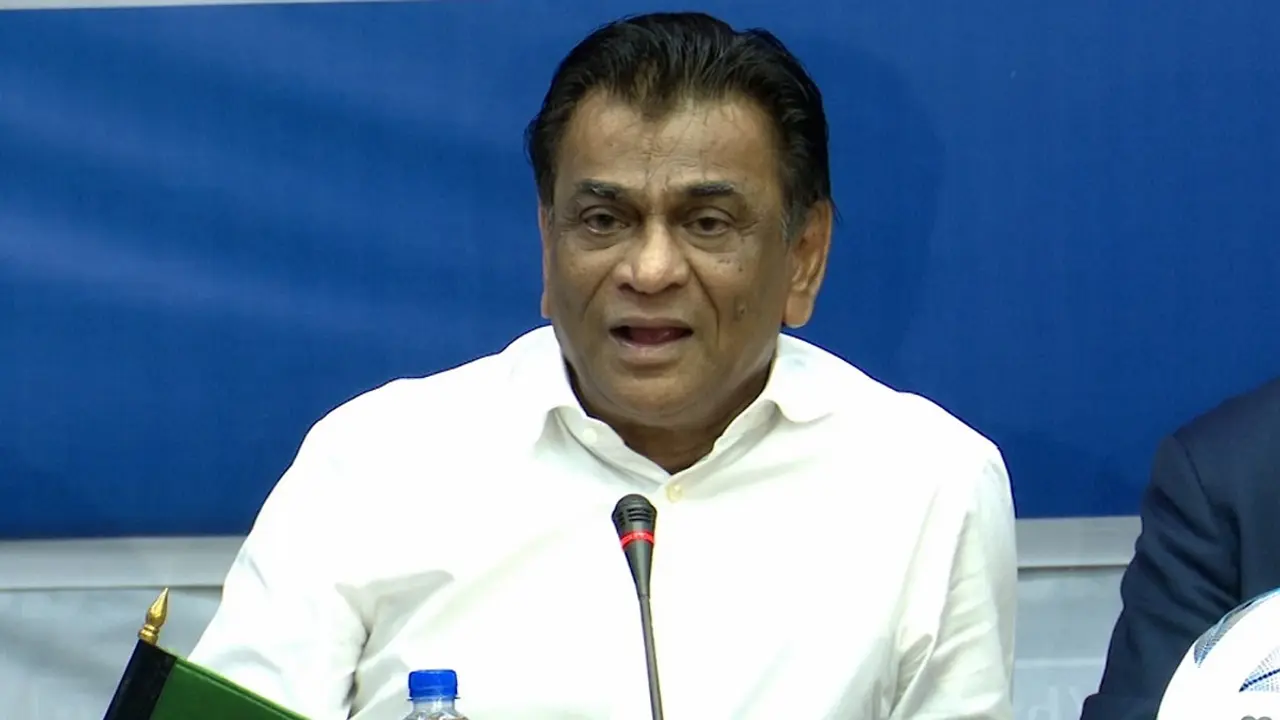 এক্সিকিউটিভদের তলব সালাউদ্দিনের