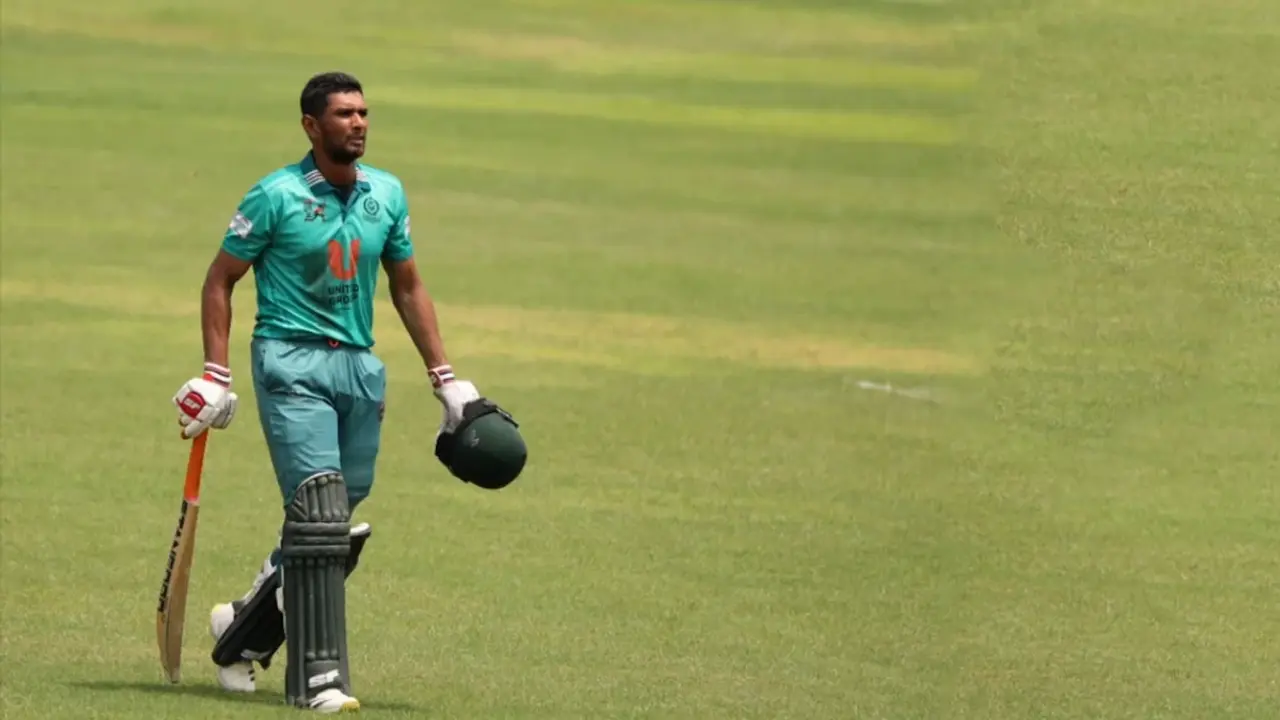 ডিপিএলেও হাসেনি মাহমুদউল্লাহর ব্যাট