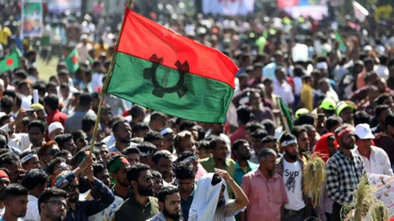 বিরোধী দলগুলোর পতাকা মিছিল, আওয়ামী লীগের ‘শান্তি সমাবেশ’ আজ