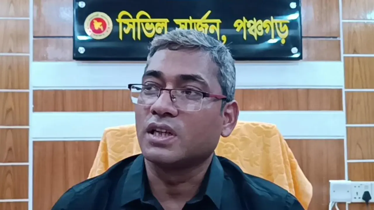 চিকিৎসক সংকট নিরসনে অপারেশন করছেন সিভিল সার্জন