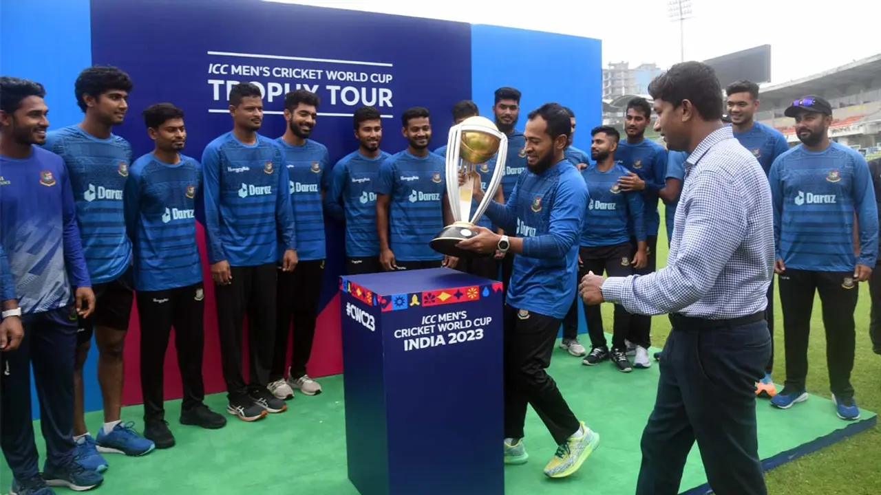 বিশ্বকাপ ট্রফি ঘিরে উচ্ছ্বাস, স্বপ্ন ছুঁতে পারবে বাংলাদেশ? 