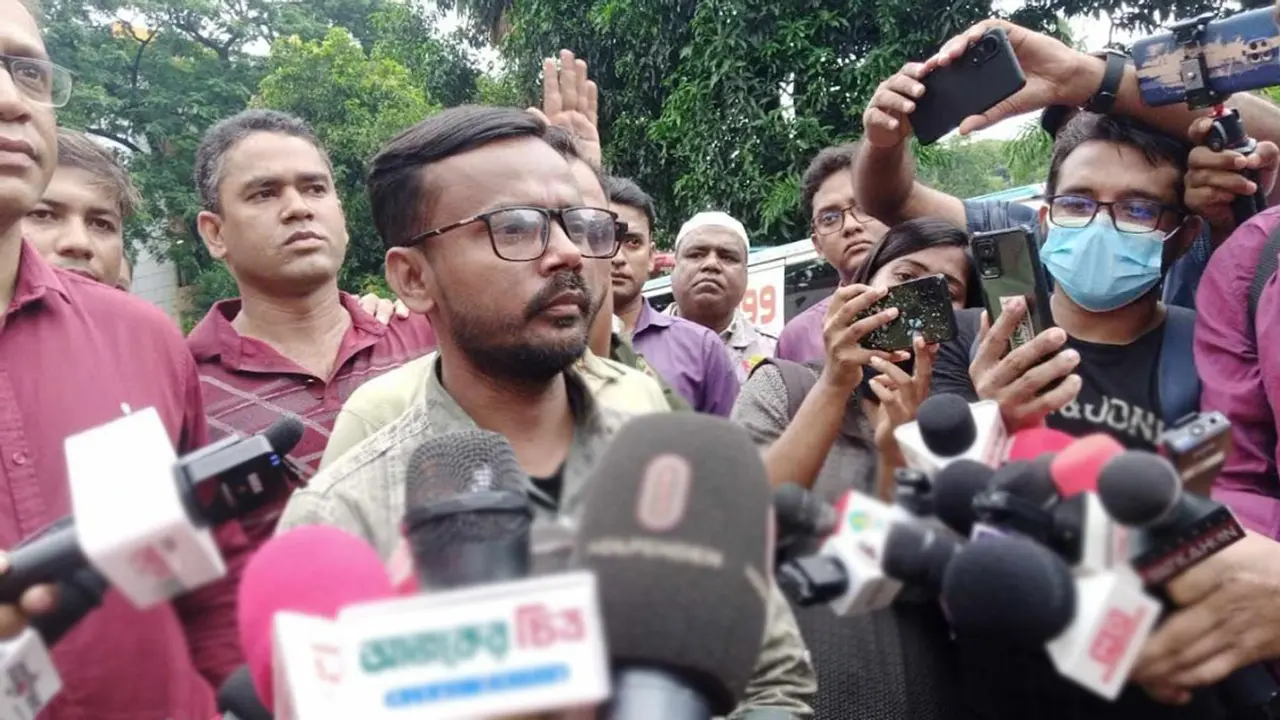 রিজভীর বিরুদ্ধে অভিযোগ নিয়ে আদালতে যাবেন হিরো আলম