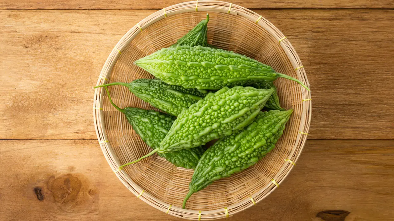 করলা খাওয়ার উপকারিতা