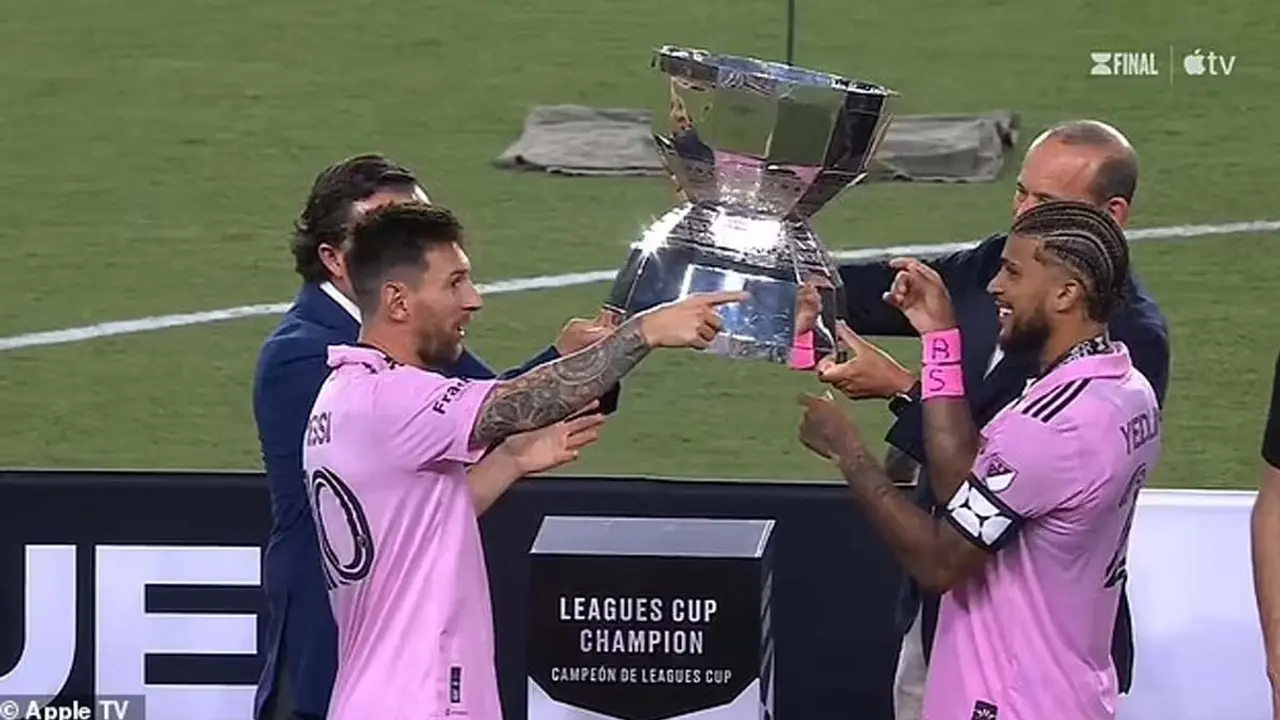 Lionel Messi : অনন্য দৃষ্টান্ত স্থাপন করলেন মেসি (ভিডিও)