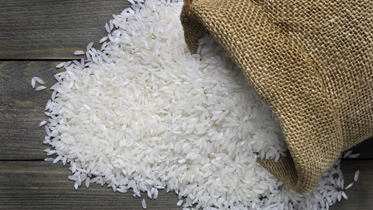 এবার আতপ চালে ২০ শতাংশ রপ্তানি শুল্ক আরোপ ভারতের