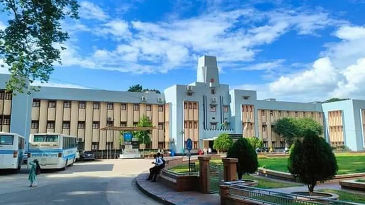 রাবিতে ভর্তি জালিয়াতি, ছাত্রলীগ নেতাসহ ৮ জনের বিরুদ্ধে মামলা