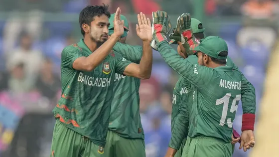 প্রথমবার ফিফটির দ্বারপ্রান্তে বাংলাদেশ