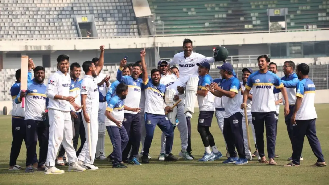 আজ থেকে মাঠে গড়াচ্ছে বিসিএল