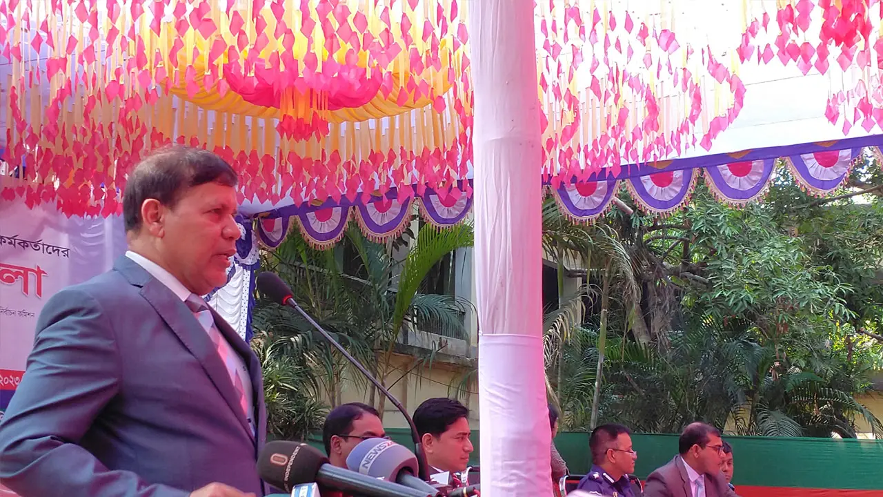 একটি জাল ভোট পড়লেও দায় ভোটগ্রহণ কর্মকর্তাদের : ইসি আহসান হাবিব