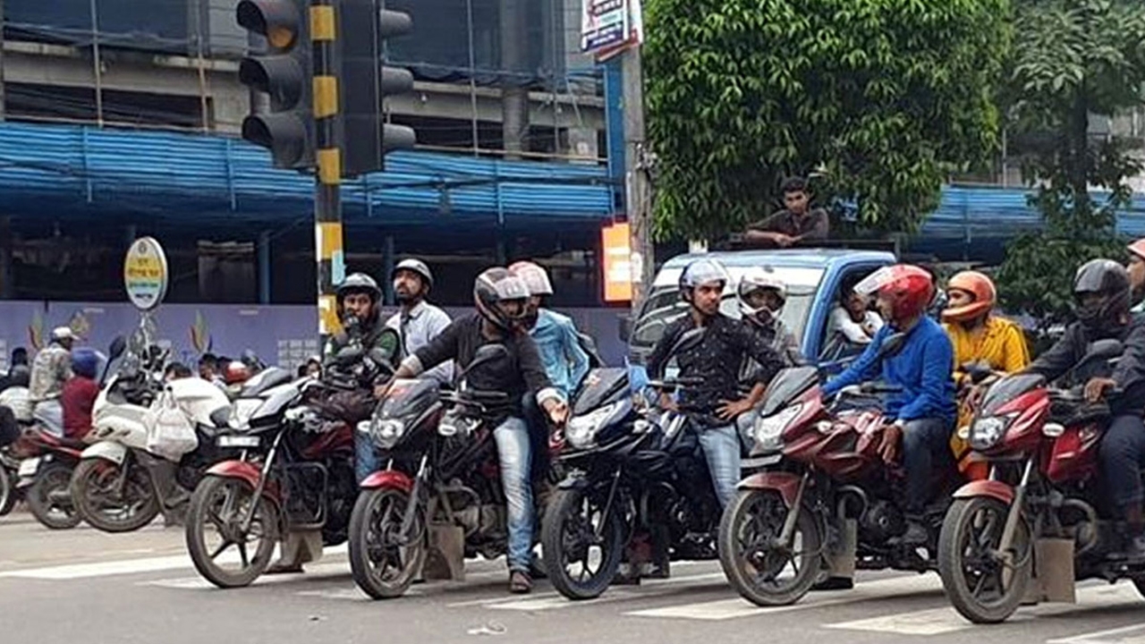 ৩ দিন মোটরসাইকেল চলাচলে নিষেধাজ্ঞা