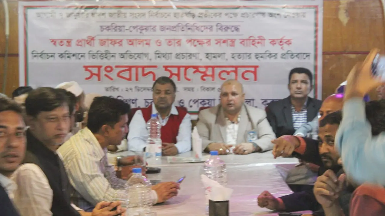 পক্ষে কাজ না করায় জনপ্রতিনিধিদের ভয়ভীতি দেখাচ্ছেন এমপি!