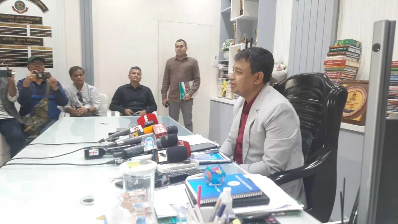 পেঁয়াজের দাম নিয়ন্ত্রণে কাজ করছে ডিবি