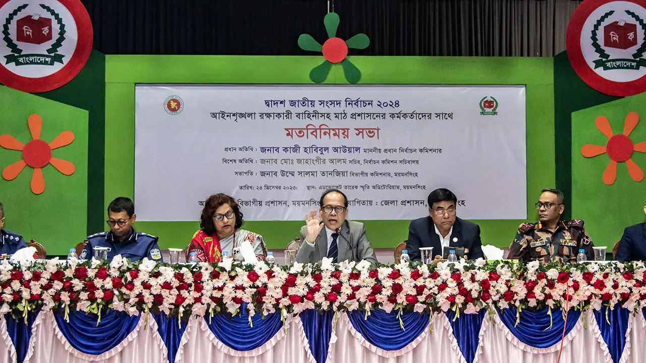 দুই ঘণ্টা পরপর সবাই ভোটের হার দেখতে পারবে : সিইসি