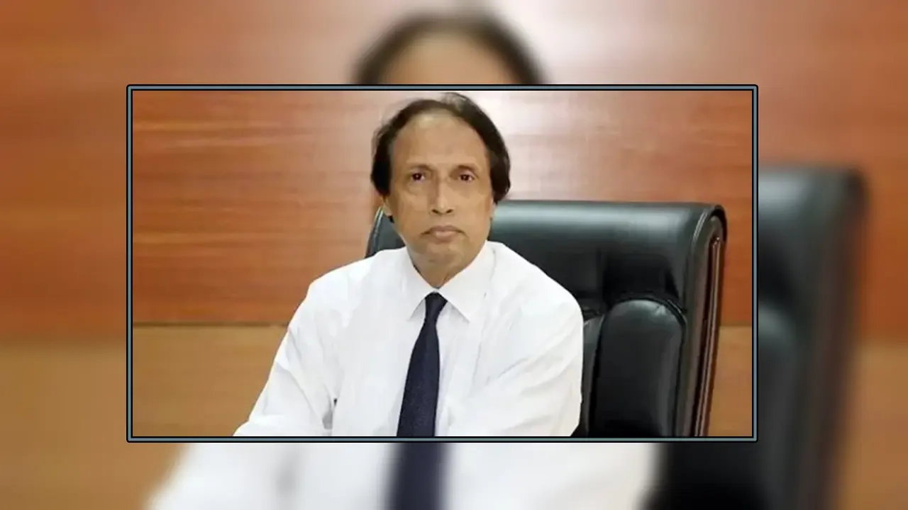 আচরণবিধি লঙ্ঘন করলেন সাবেক ইসি সচিব ড. সাদিক