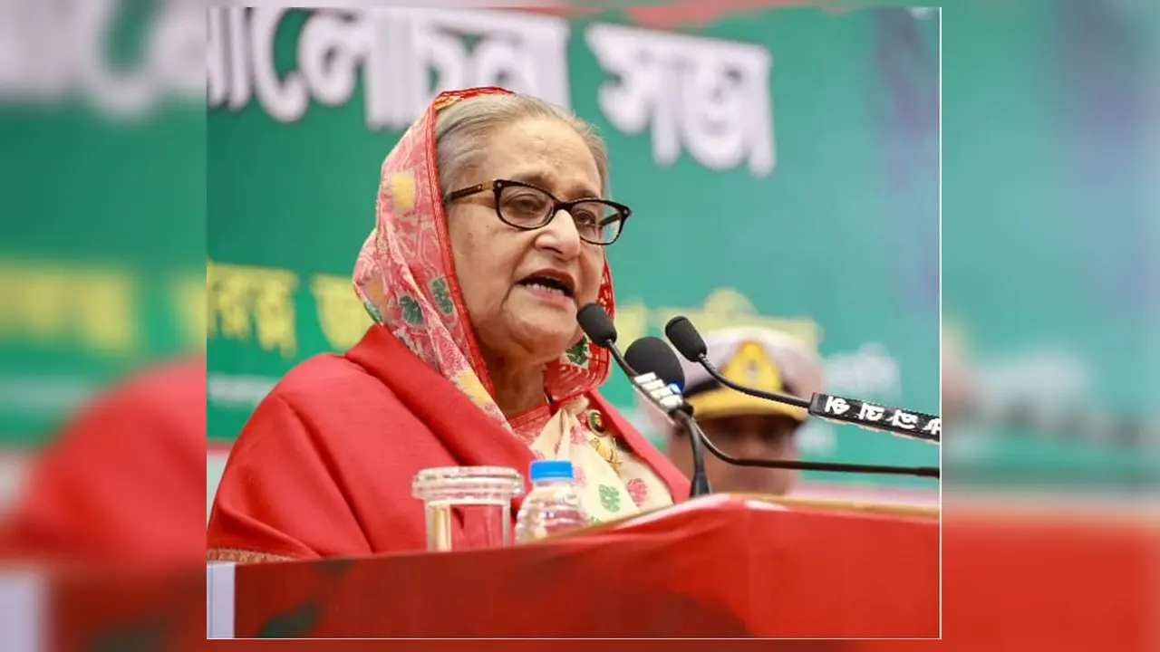 পল্টন থেকে আসে একটা বিদেশ থেকে আরেকটা, কী করবে নেতাকর্মীরা