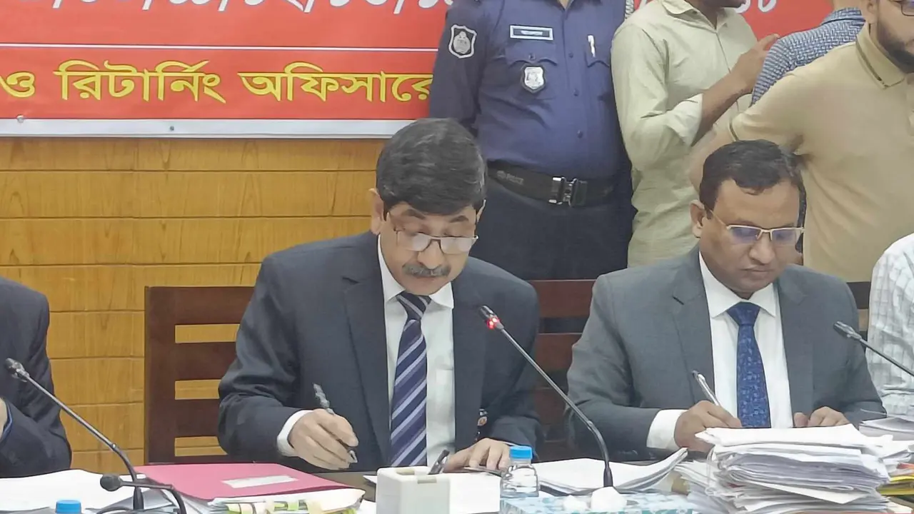 স্বরাষ্ট্রমন্ত্রীর আসনে বৈধ প্রার্থী ৫, বাতিল ২
