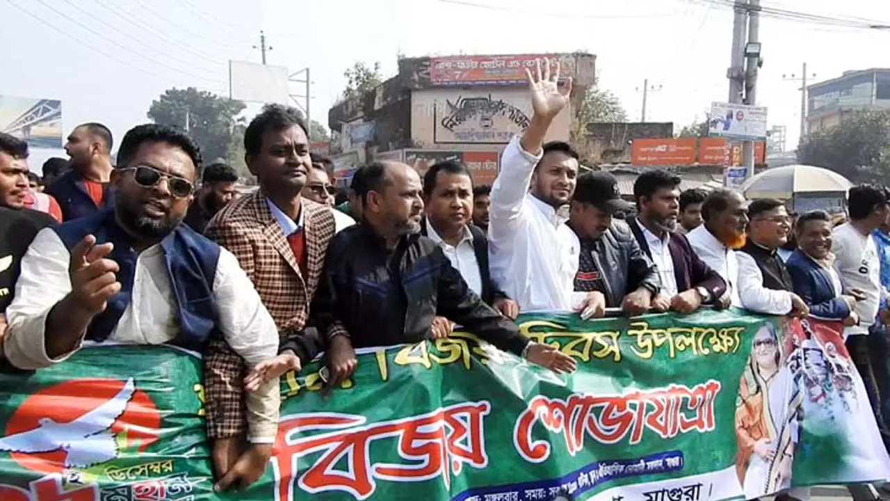 মাগুরার দুটি আসন প্রধানমন্ত্রীকে উপহার দিতে চাই : সাকিব