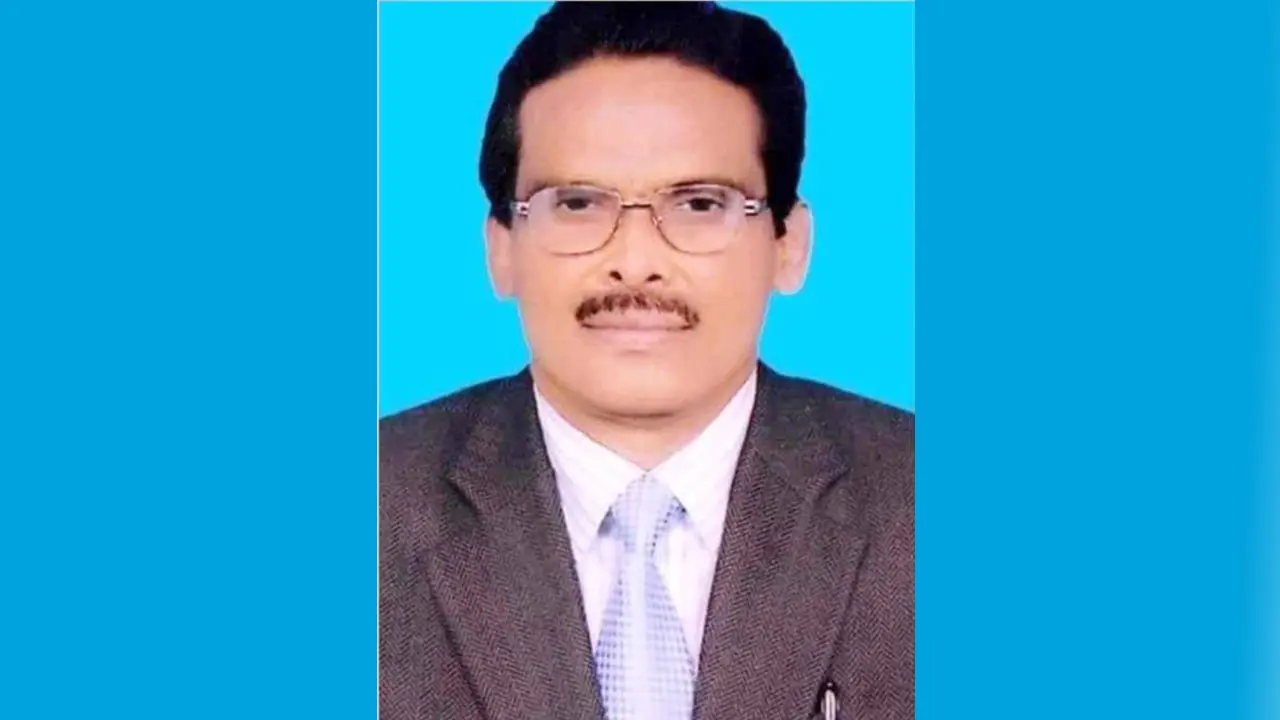 আচরণবিধি লঙ্ঘন : লিখিত ব্যাখ্যা চেয়ে নৌকার প্রার্থীকে নোটিশ
