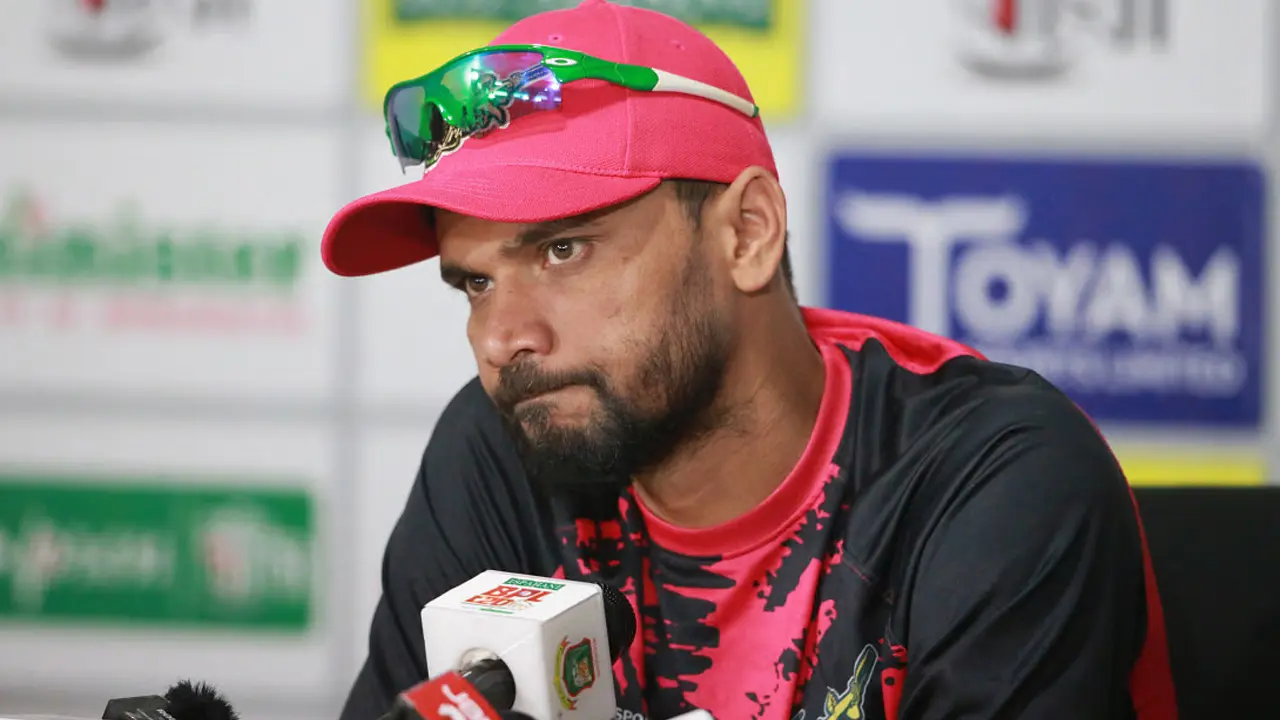 বিপিএলে খেলতে পারবেন মাশরাফি?