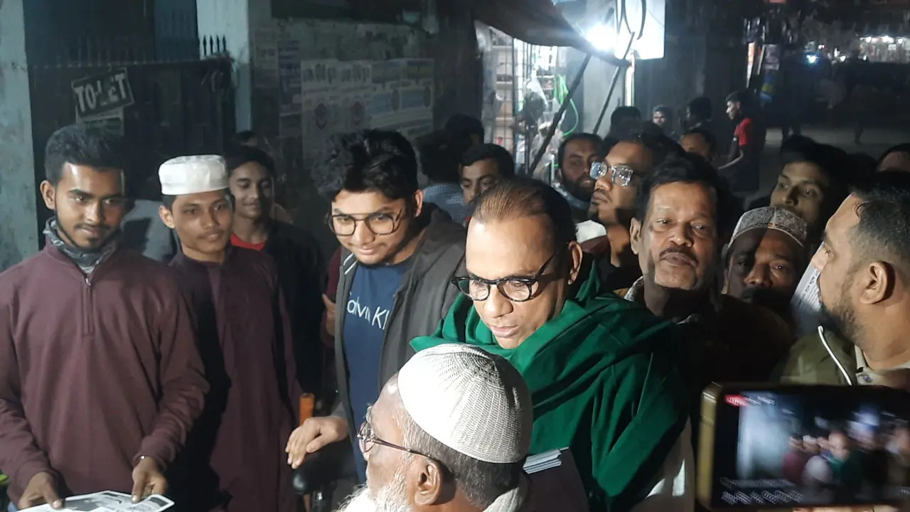 ফেরদৌসের পক্ষে নৌকায় ভোট চাইলেন মিশা সওদাগর