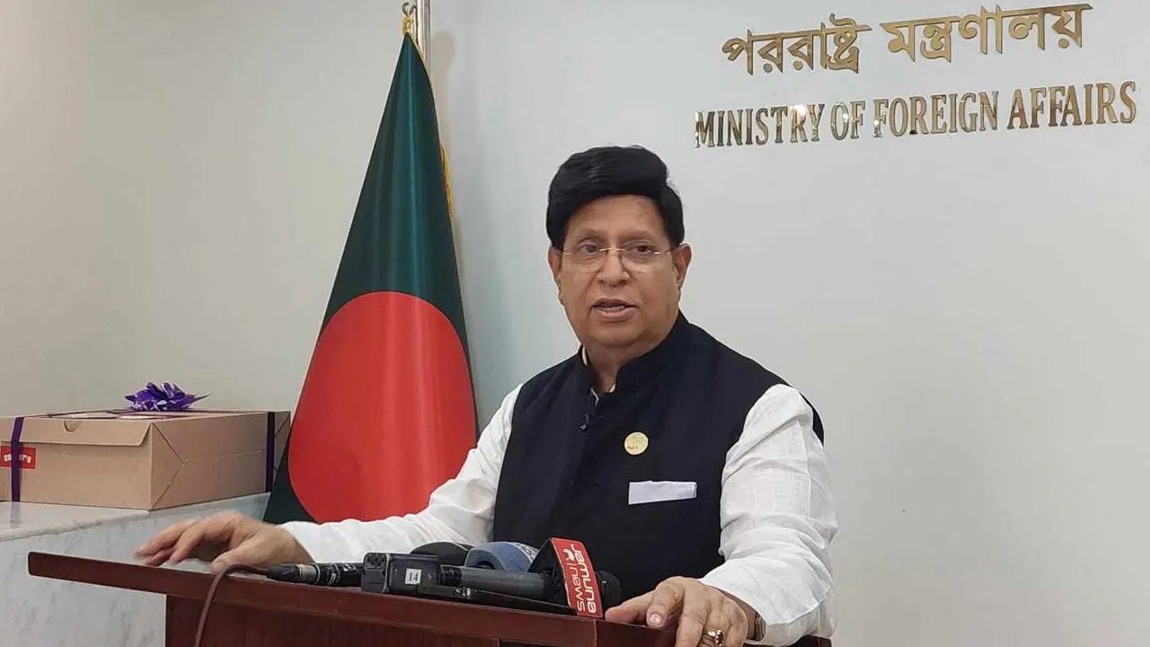 নির্বাচনে আন্তর্জাতিক গ্রহণযোগ্যতায় বাধা দেখছি না : মোমেন
