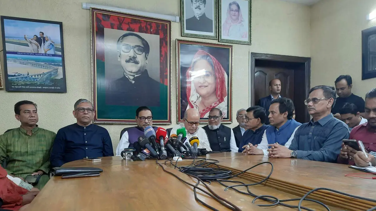 বিএনপির নেতৃত্ব কি এতই দেউলিয়া, প্রশ্ন ওবায়দুল কাদেরের