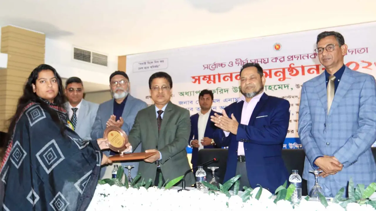 মারা যাওয়ার তিনদিন পর পেলেন সর্বোচ্চ করদাতার সম্মাননা