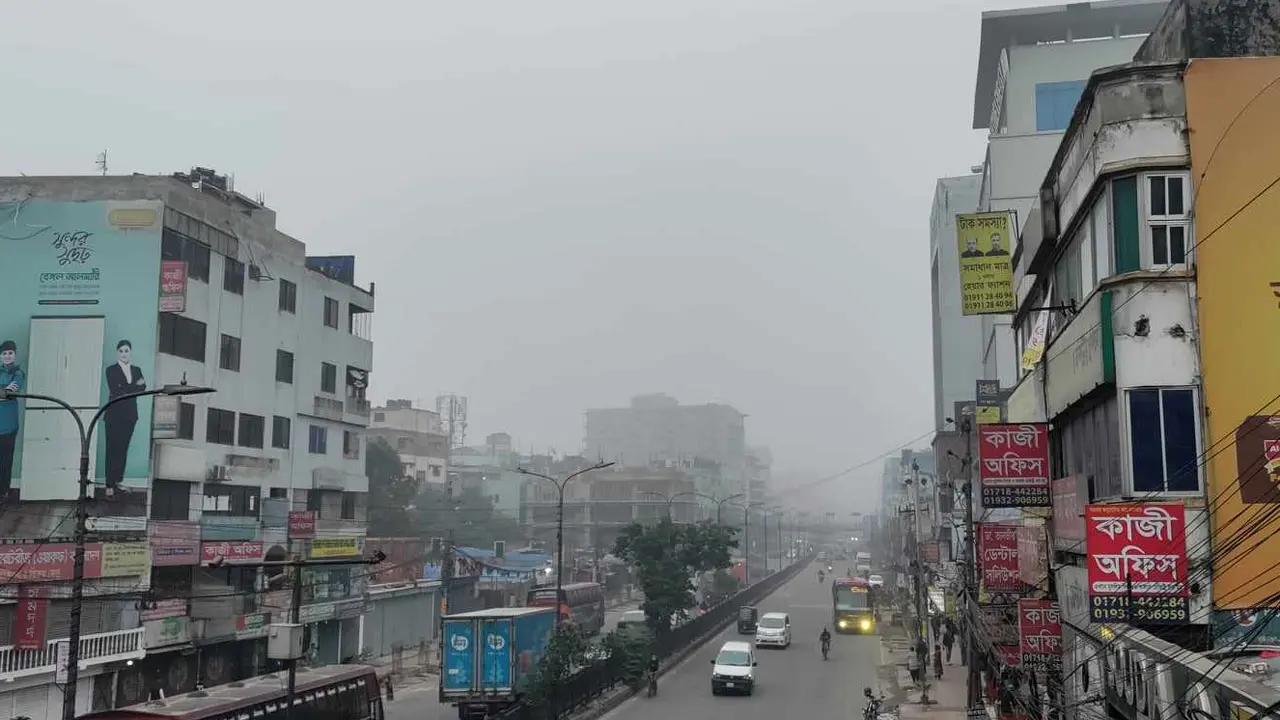 ঢাকায় কুয়াশার দাপট