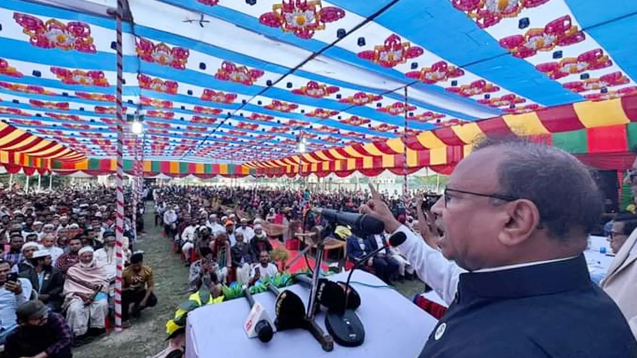 আ.লীগ ক্ষমতায় থাকলেই দেশের মানুষ নিরাপদ থাকে : তাজুল ইসলাম 