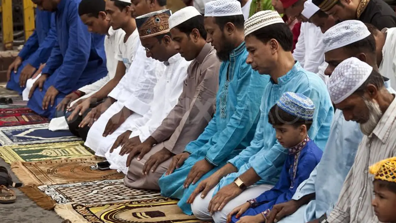 ক্ষুধা নিয়ে নামাজ পড়া যাবে?