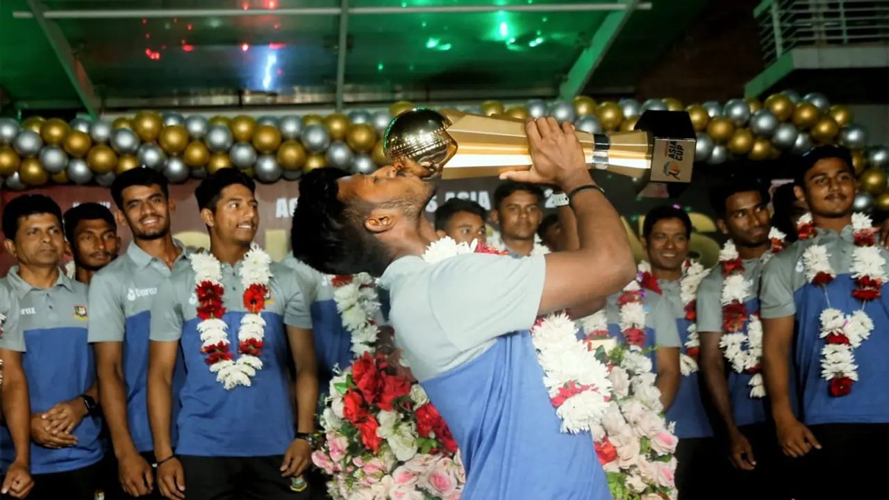 এশিয়া কাপ জয়ের পেছনের গল্প শোনালেন রাব্বি