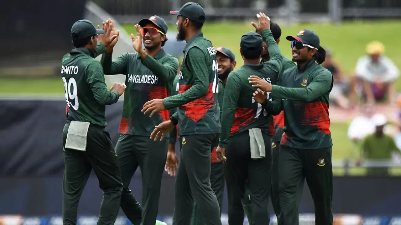 প্রথমবার ‘ডাবল সেঞ্চুরি’ দেখলো ওয়ানডে ক্রিকেট